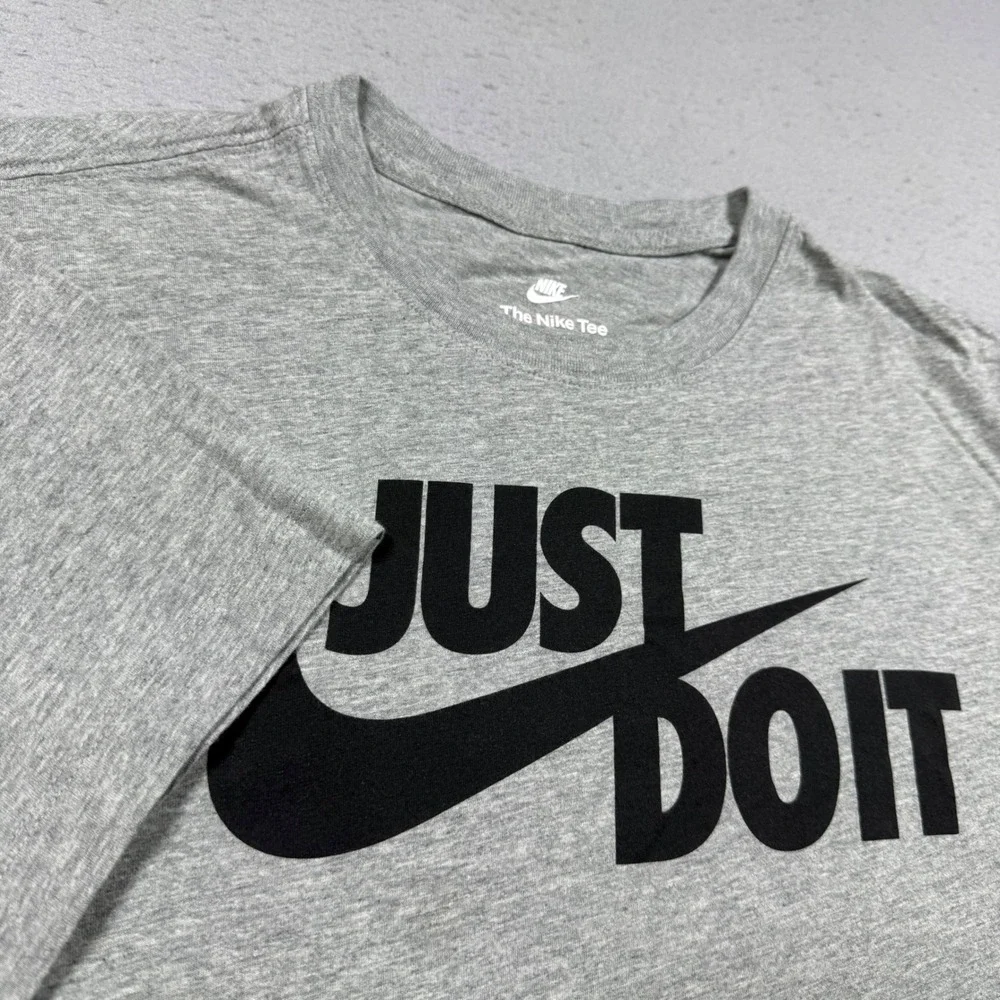 Nike Just Do It Graphic T-Shirt Gray Short Sleeve Crewneck Mens Large
